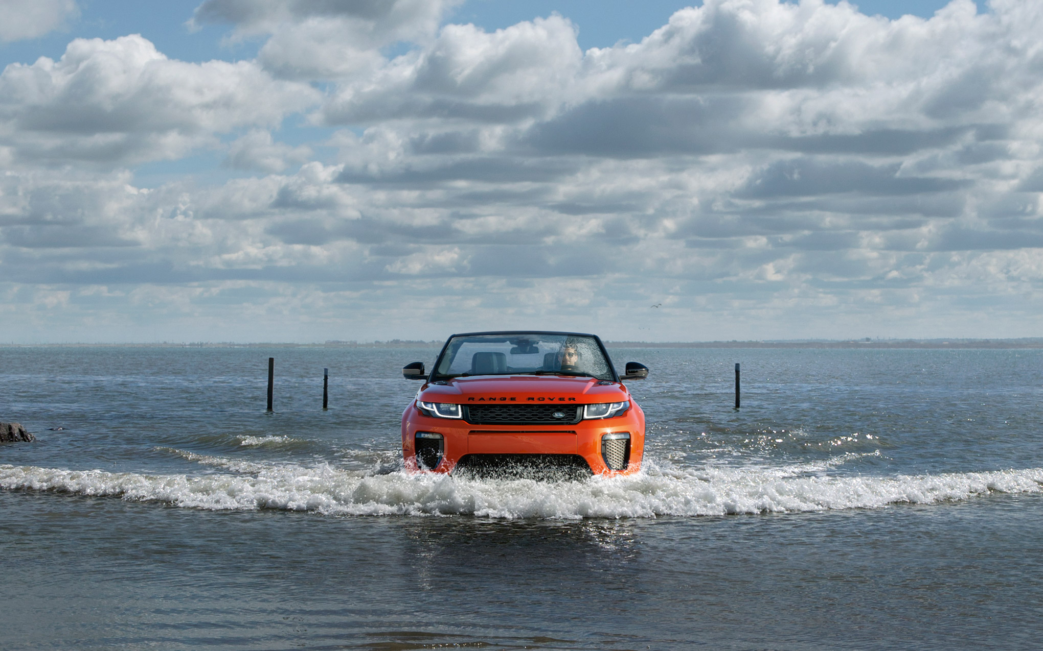 Land-Rover_Evoque-L538_L538_16CON_EXT_LOC38_Web.webp